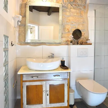 Gisella Vila Nedeščina